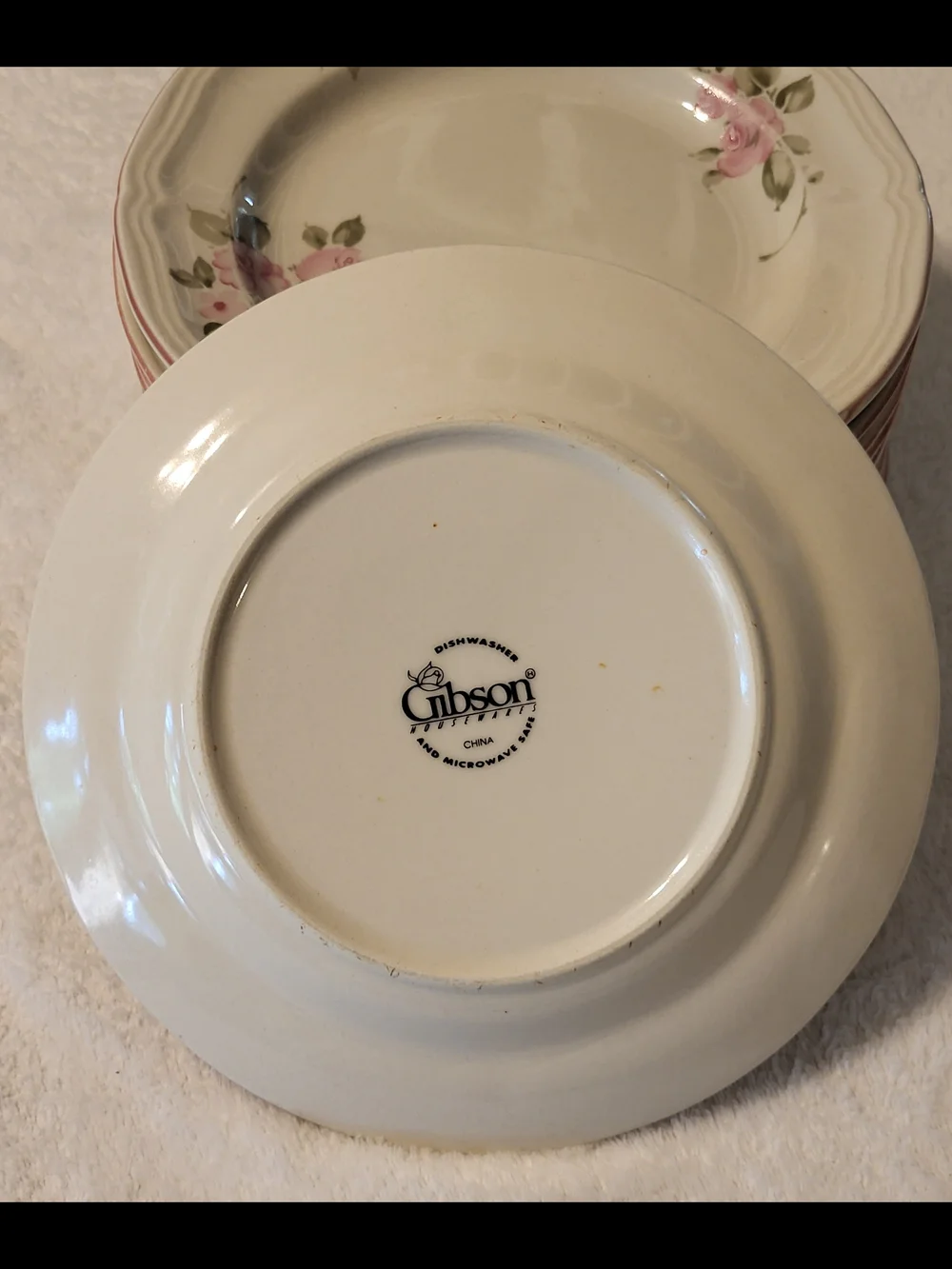 4 Vtg Gibson Housewares Roseland Salad Dessert Plates Floral Rose 7” Cottagecore